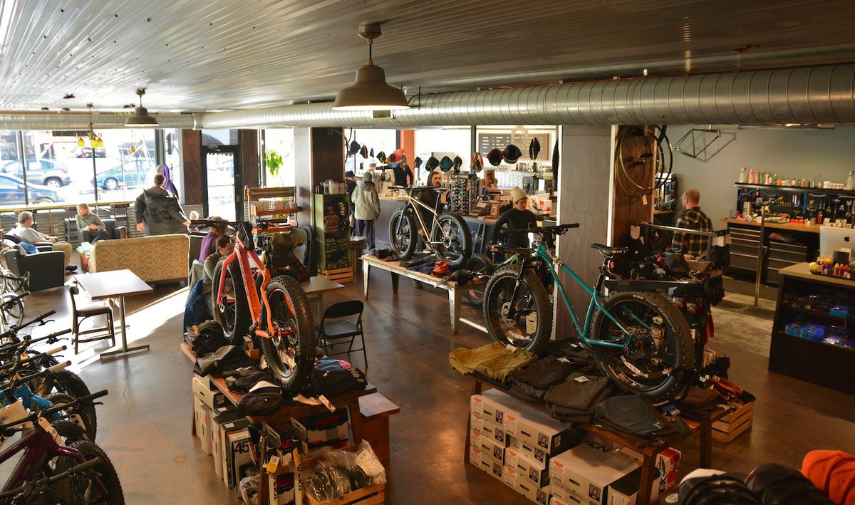 Finding Local Bike Mechanics and Cycle Shops in the UK