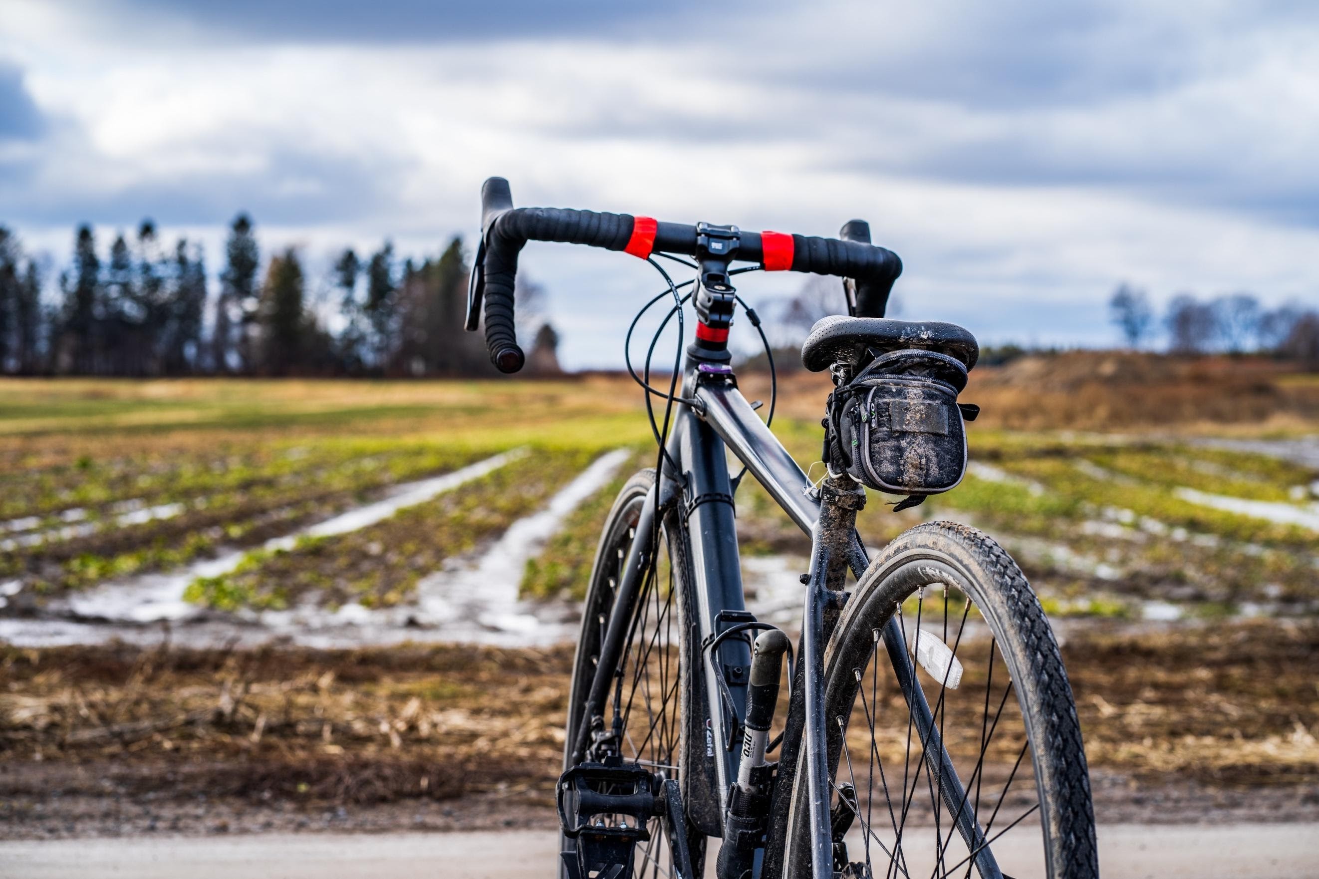 Gravel store bike maintenance